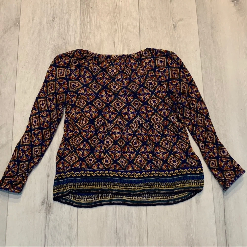 OLD NAVY Long Sleeve Loose Fitting Pullover Top